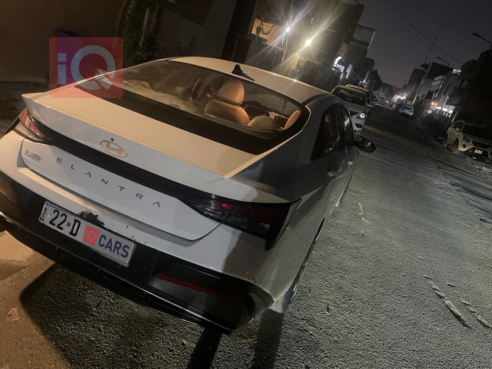 هيونداي النترا